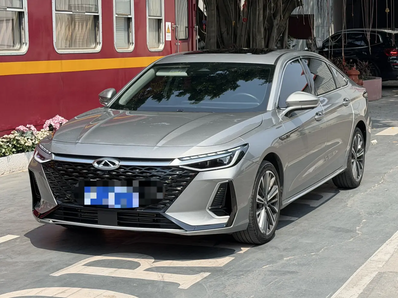 Chery Arrizo 8