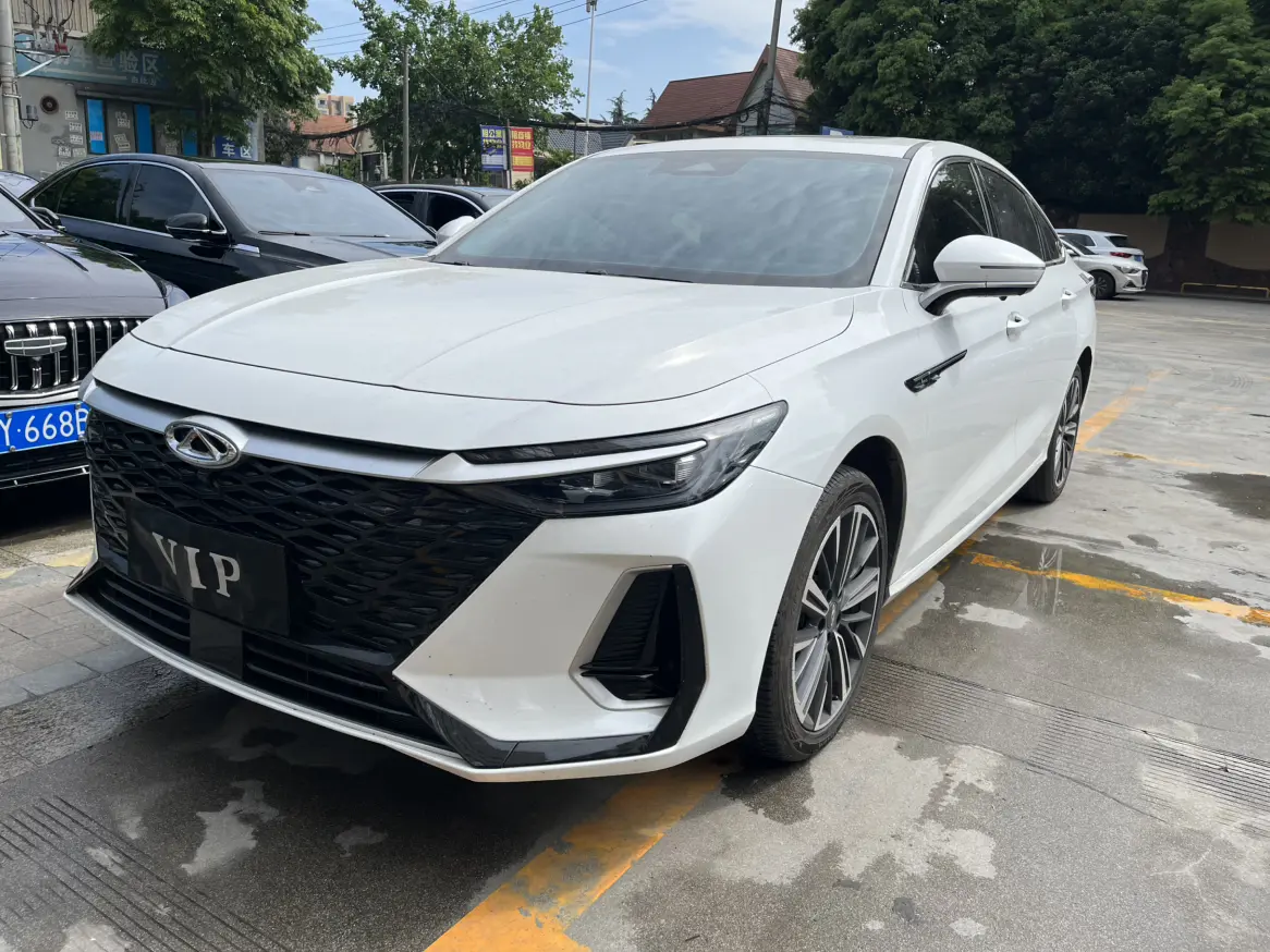 Chery Arrizo 8