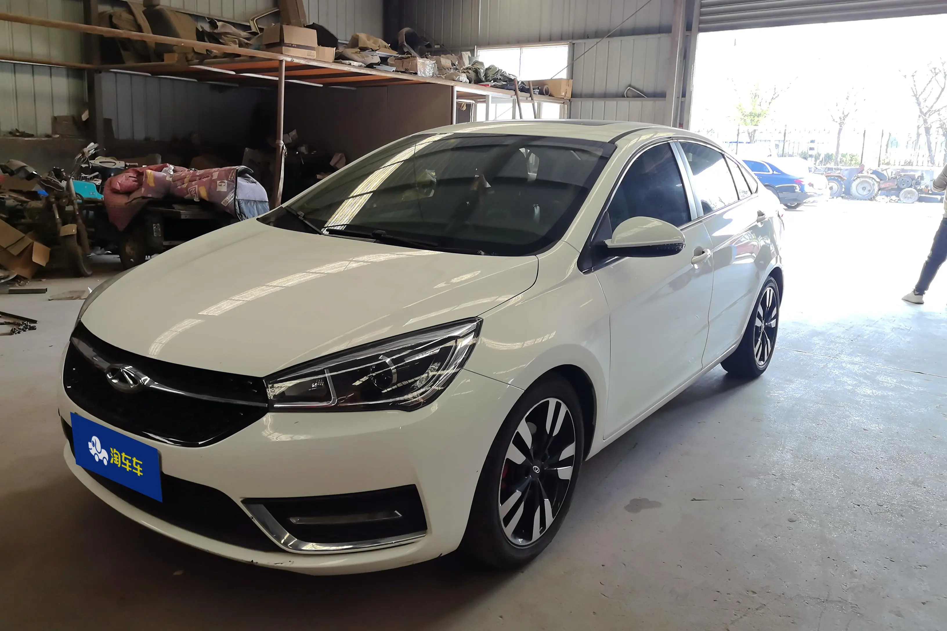 Chery Arrizo 5