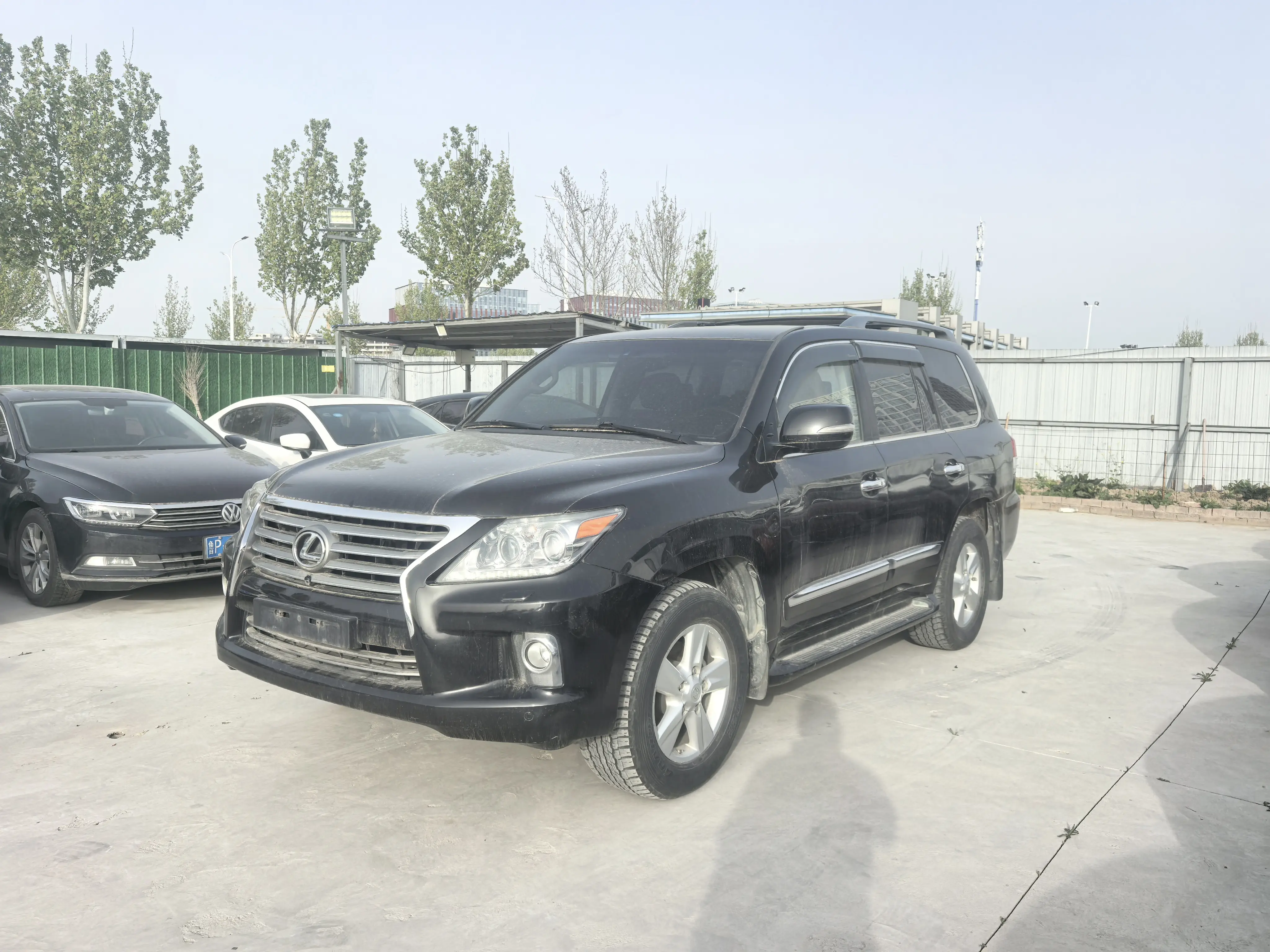 Lexus LX
