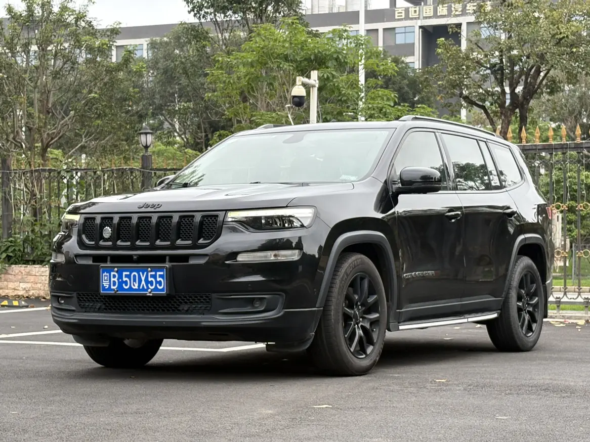 Jeep Commander