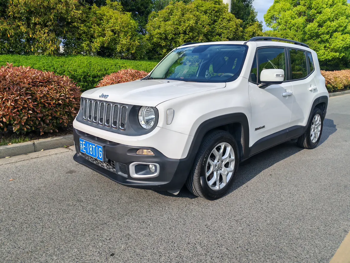 Jeep Freeman