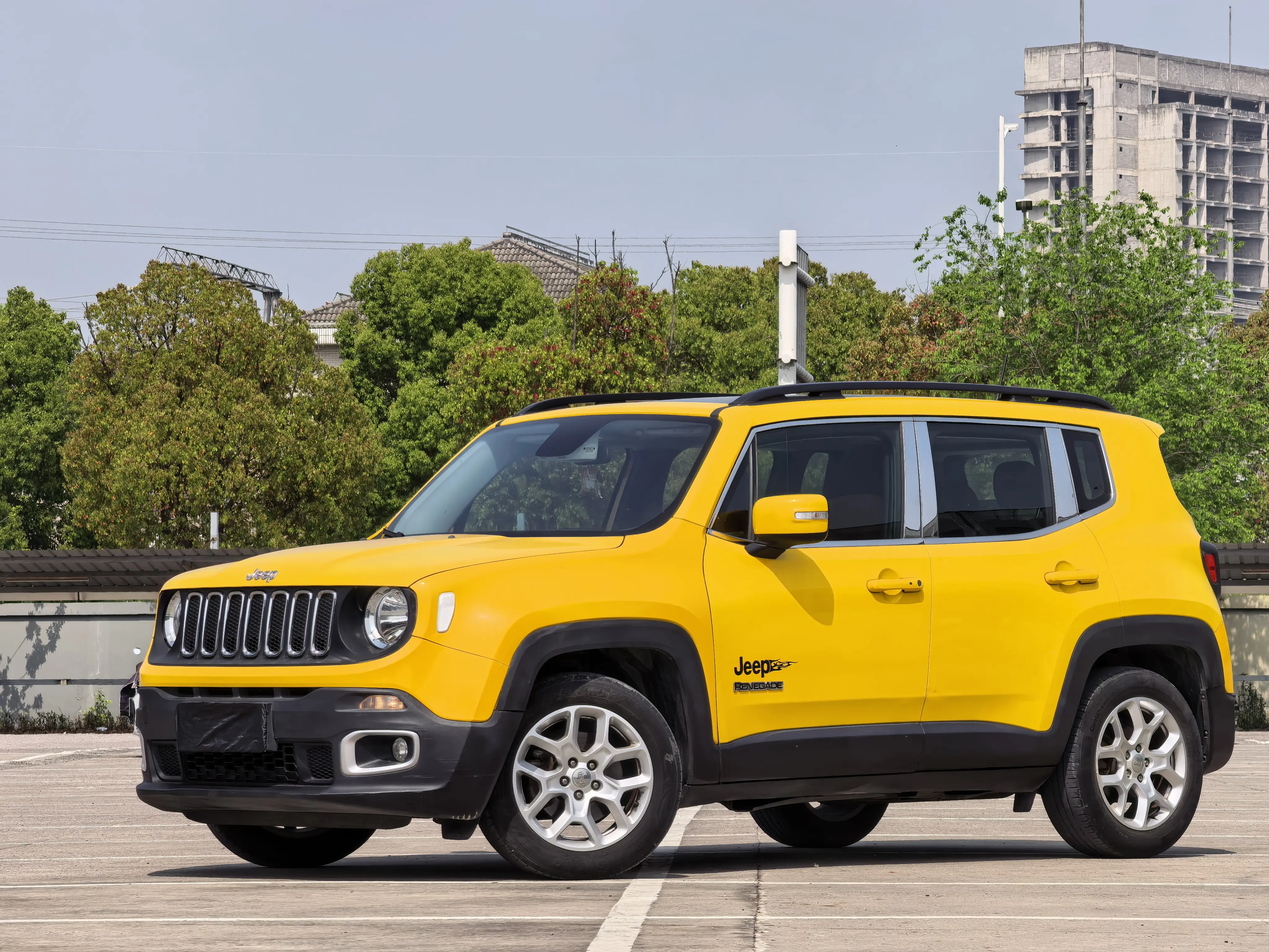 Jeep Freeman