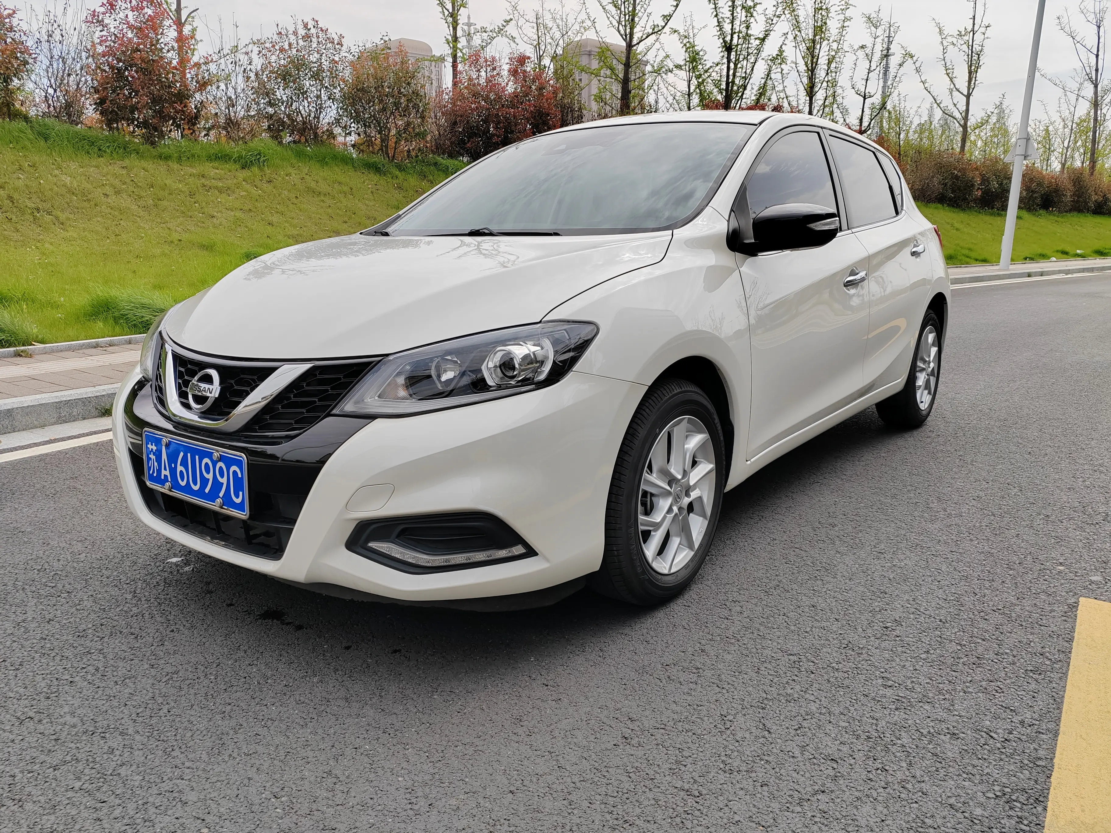 Nissan Tiida