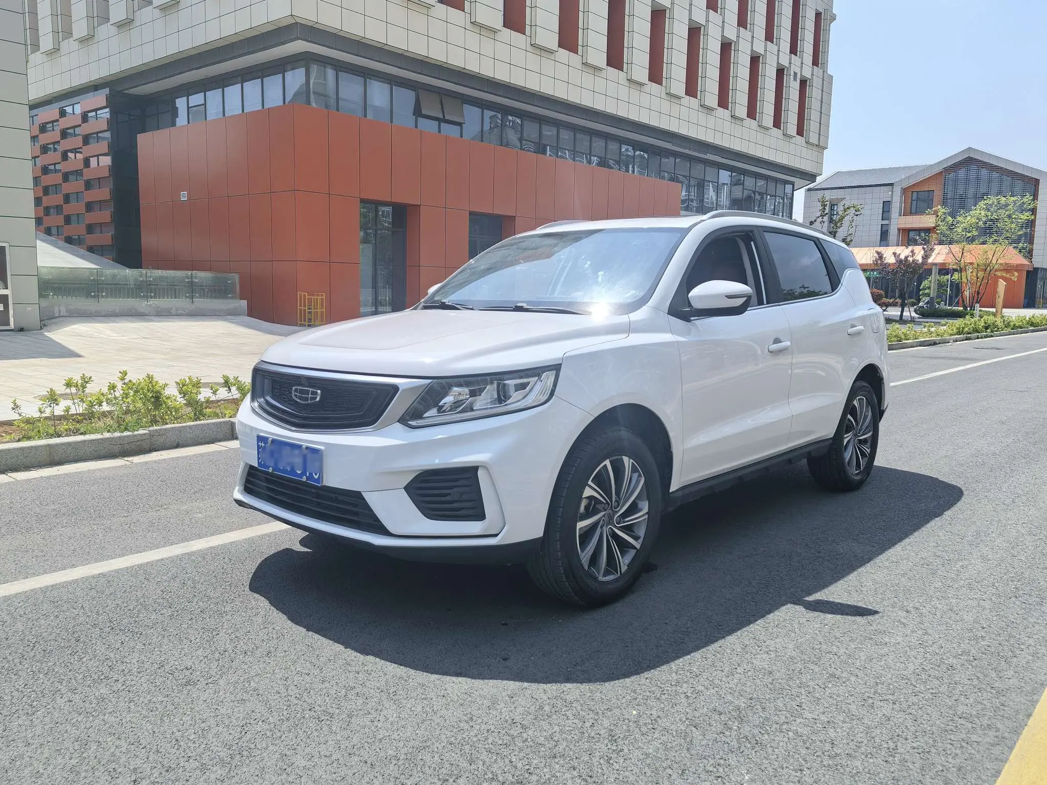 Geely Vision X6