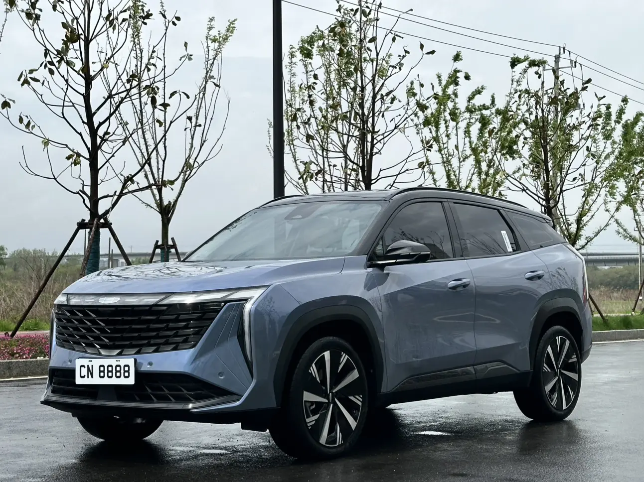 Geely Atlas L