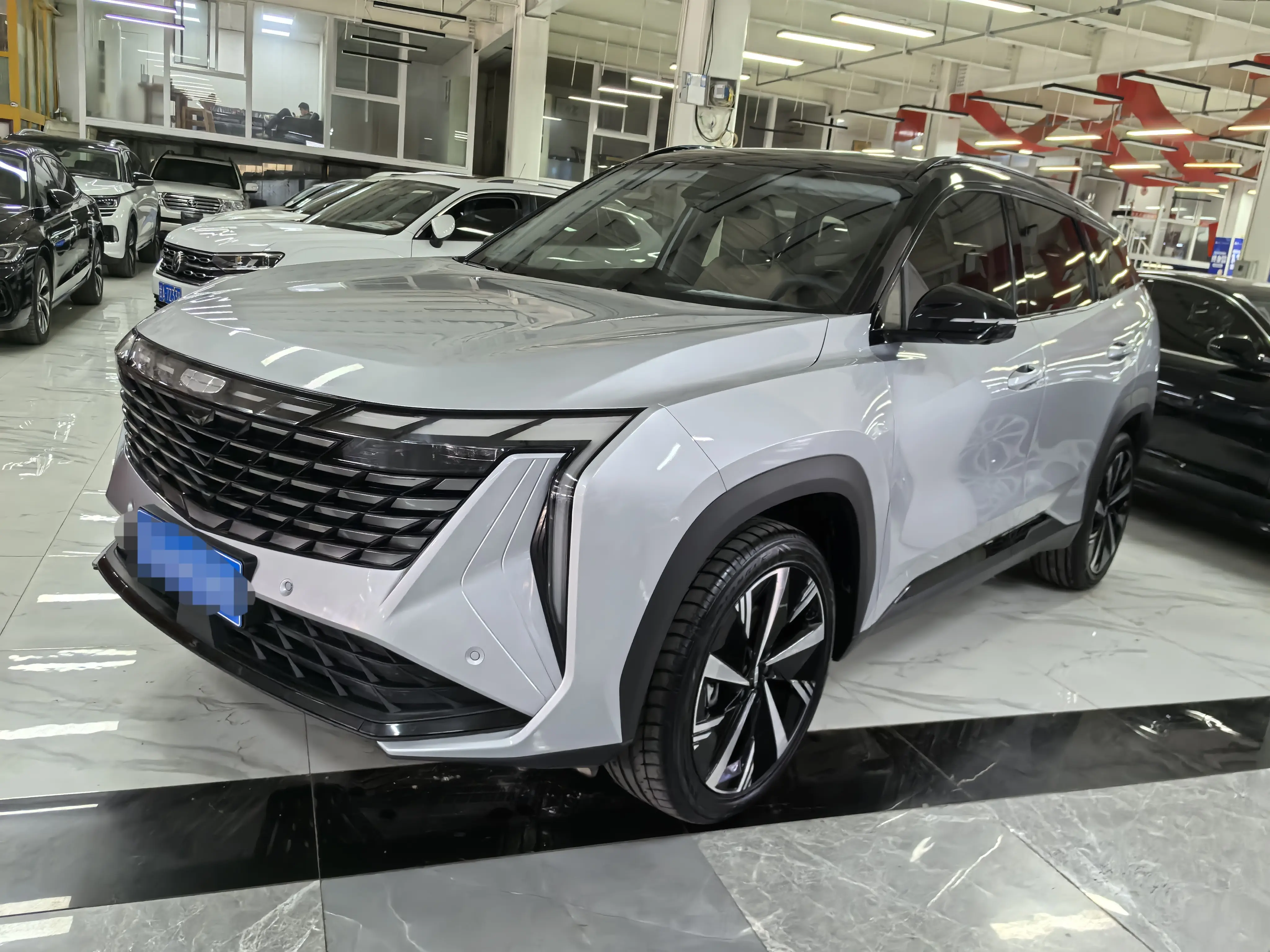 Geely Atlas L