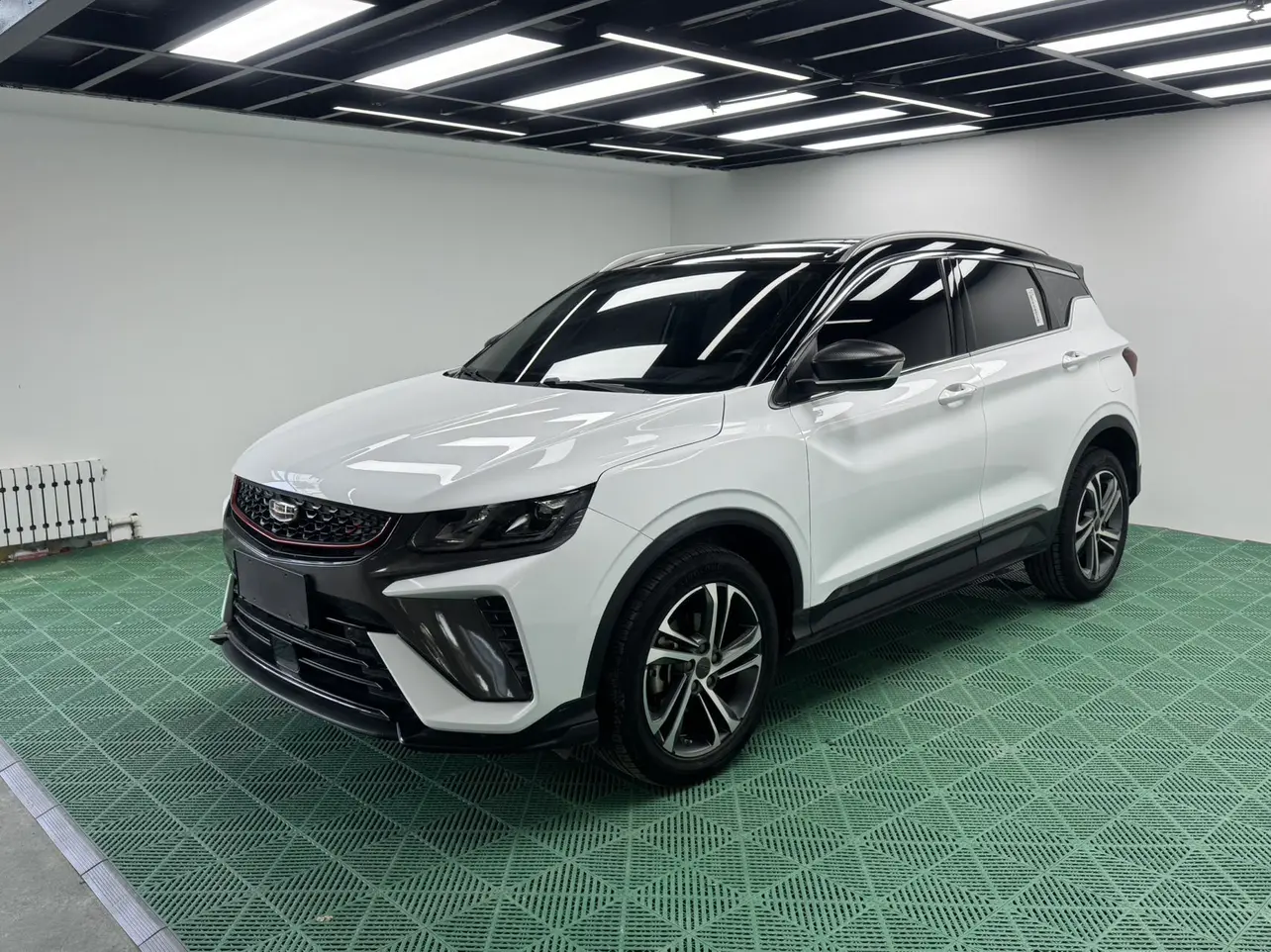 Geely Coolray SX11