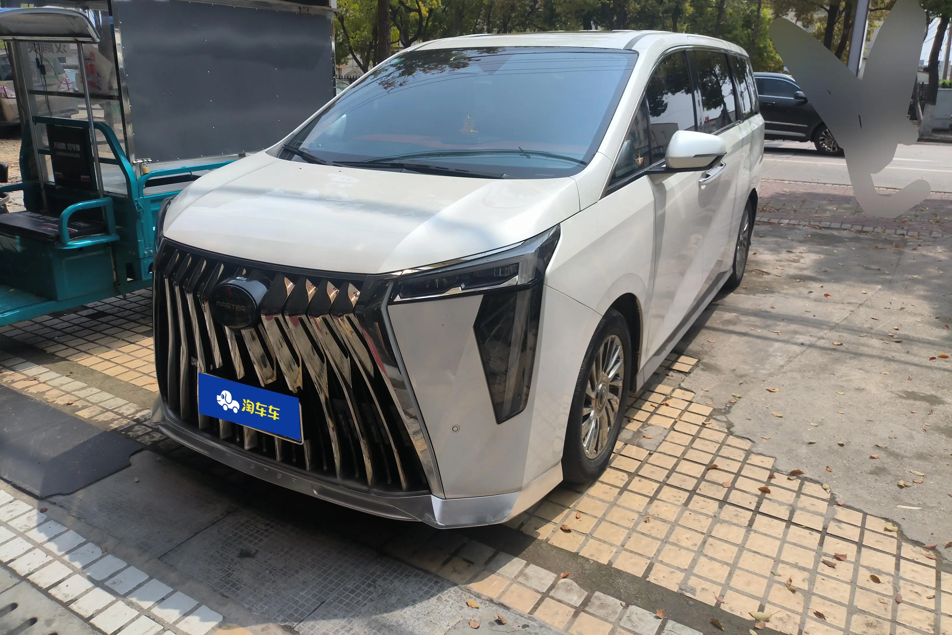 GAC Trumpchi M8