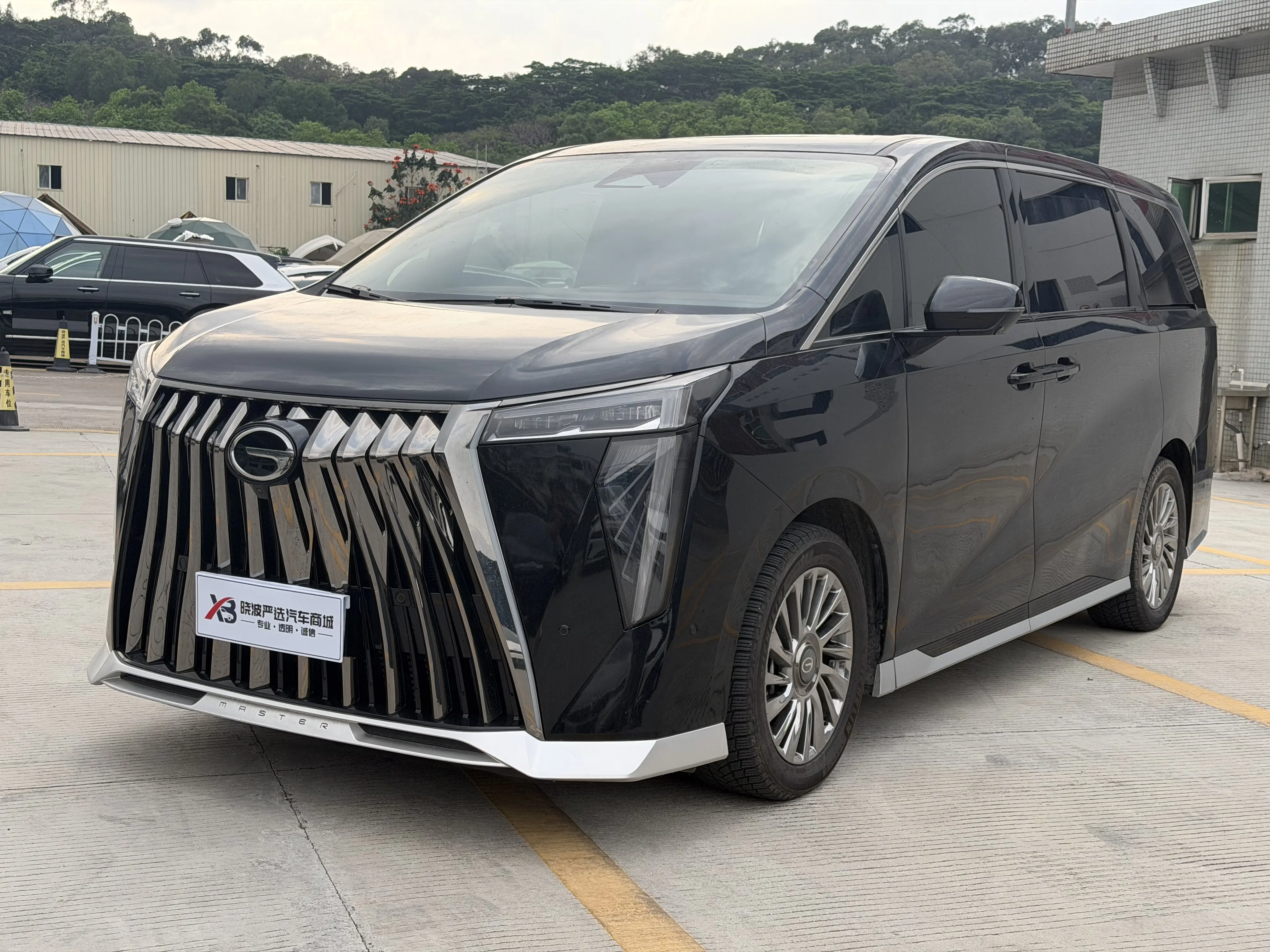 GAC Trumpchi M8