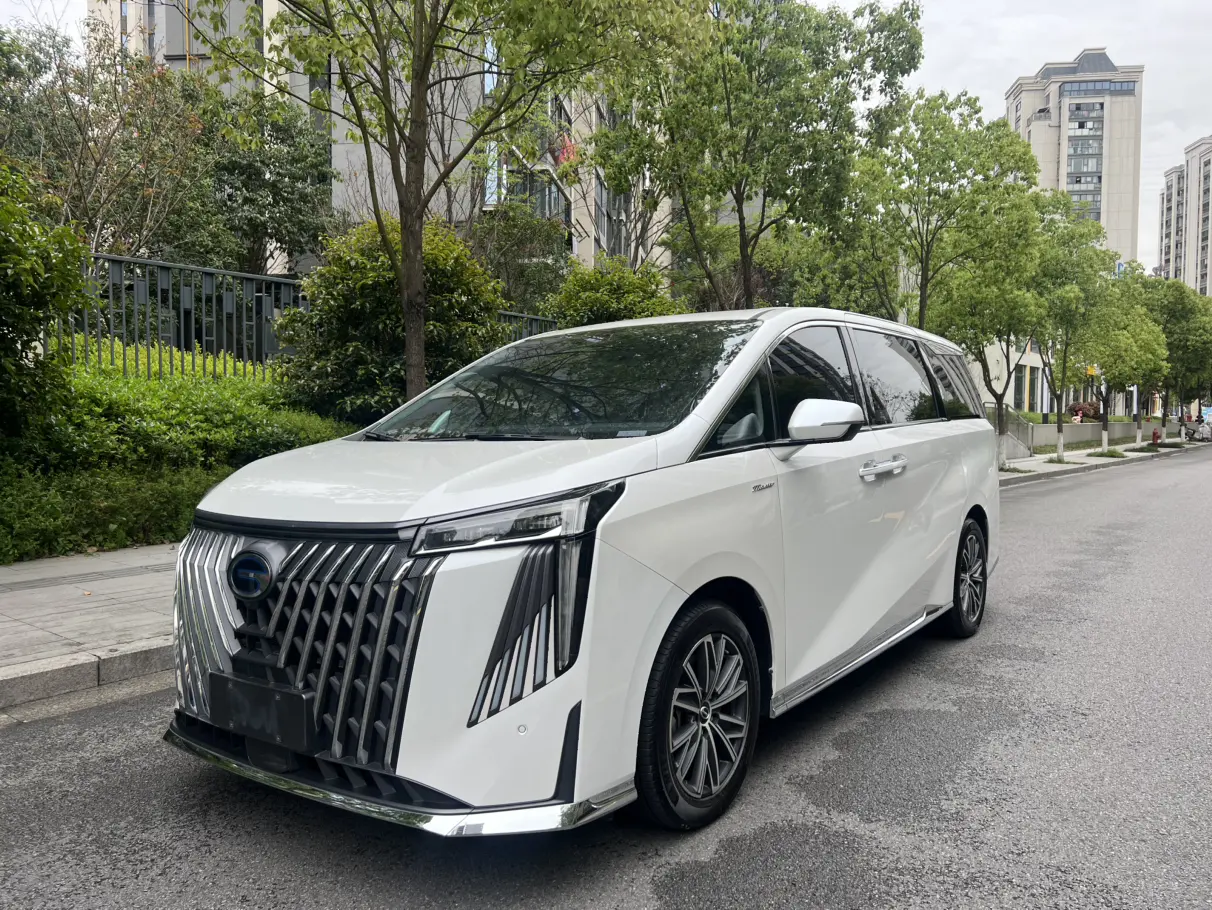 GAC Trumpchi M8