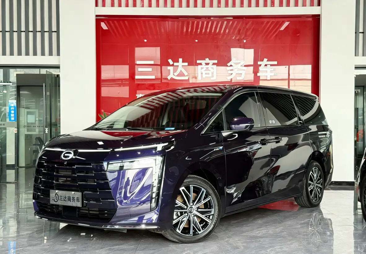 GAC Trumpchi E8 PHEV