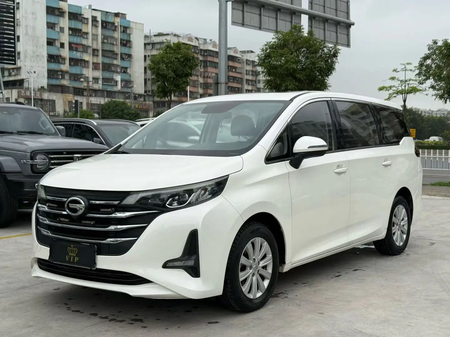 GAC Trumpchi M6