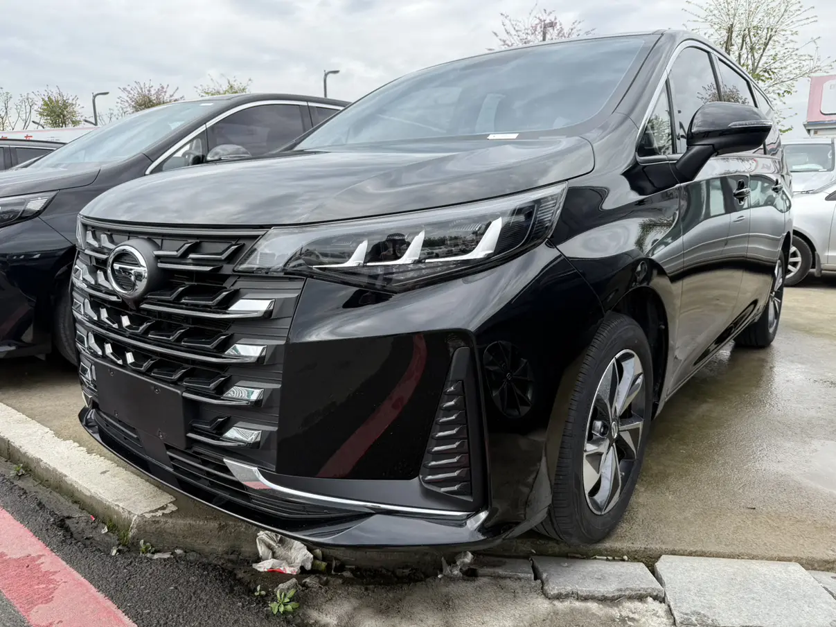 GAC Trumpchi M6