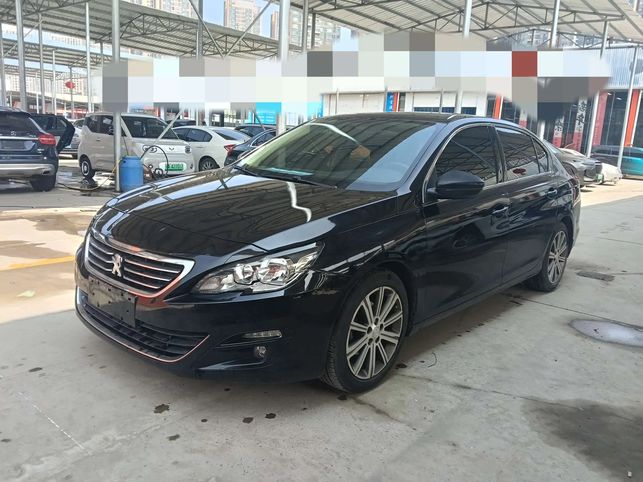 Peugeot 408