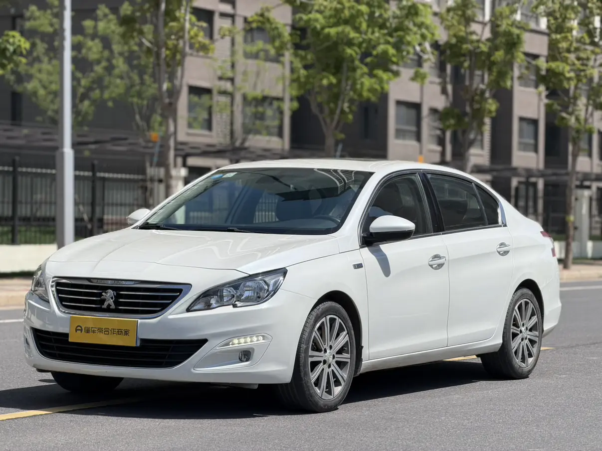 Peugeot 408