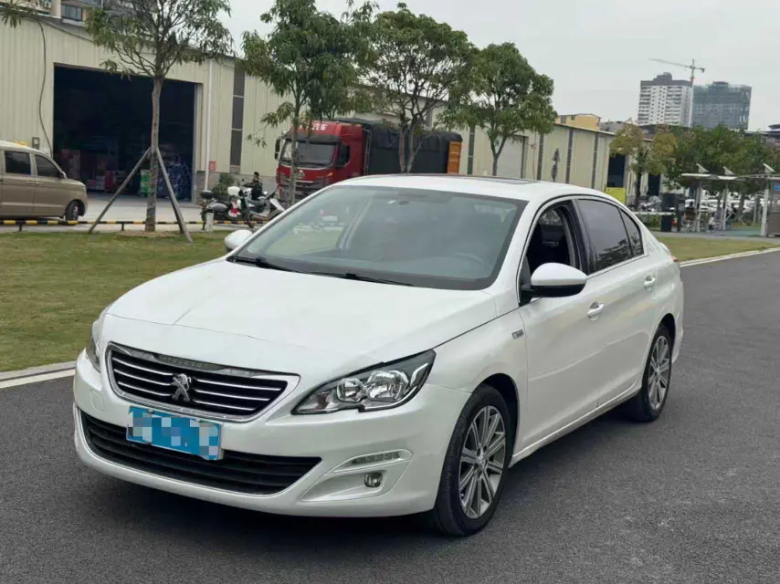 Peugeot 408