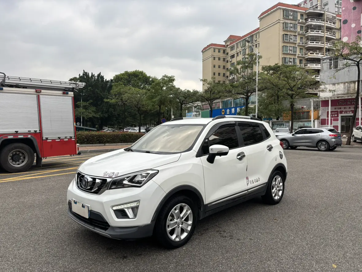 Changan CS15
