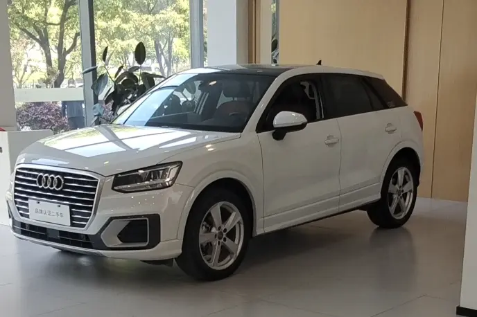 Audi Q2L