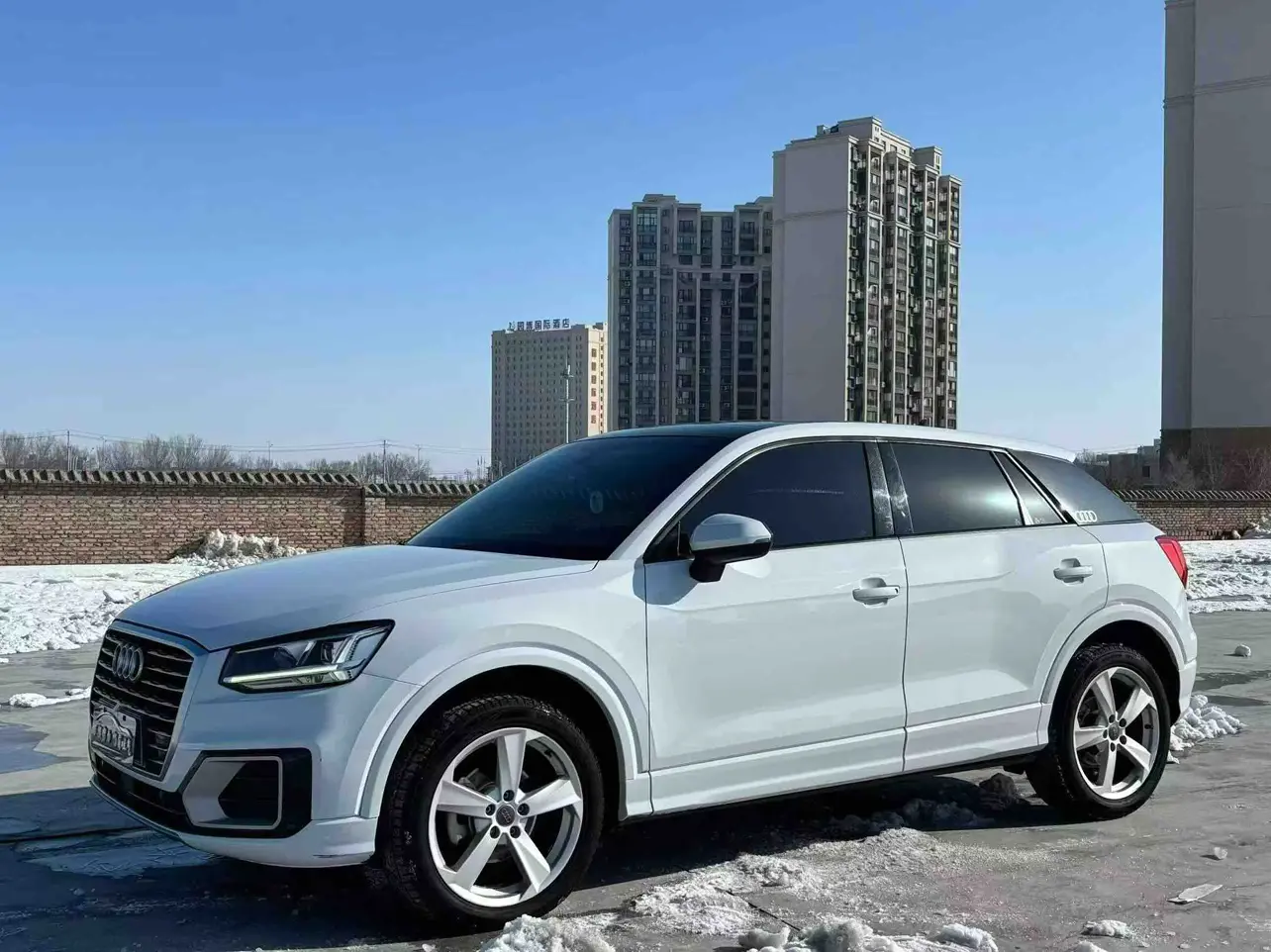 Audi Q2L