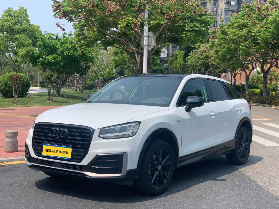 Audi Q2L
