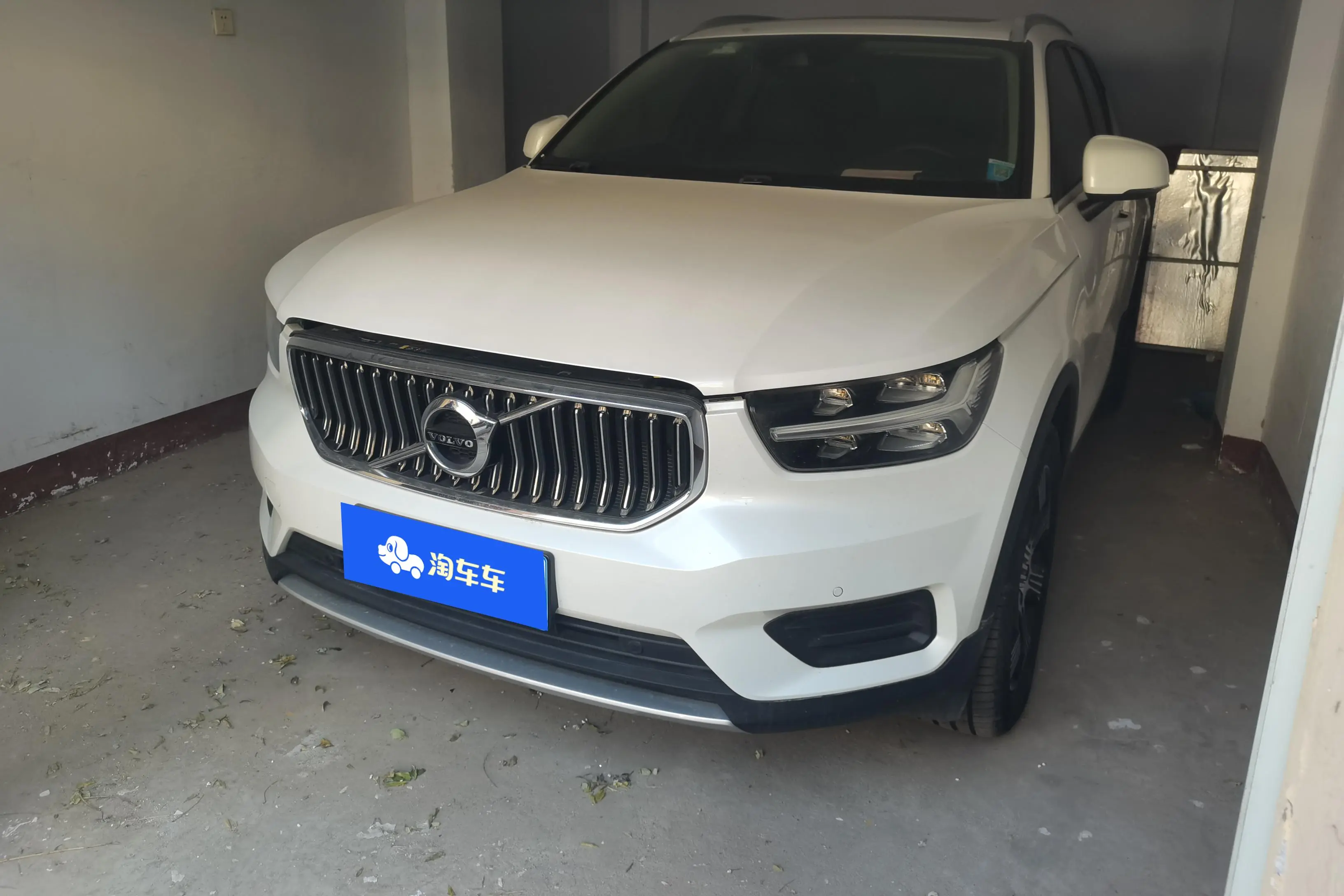 Volvo XC40