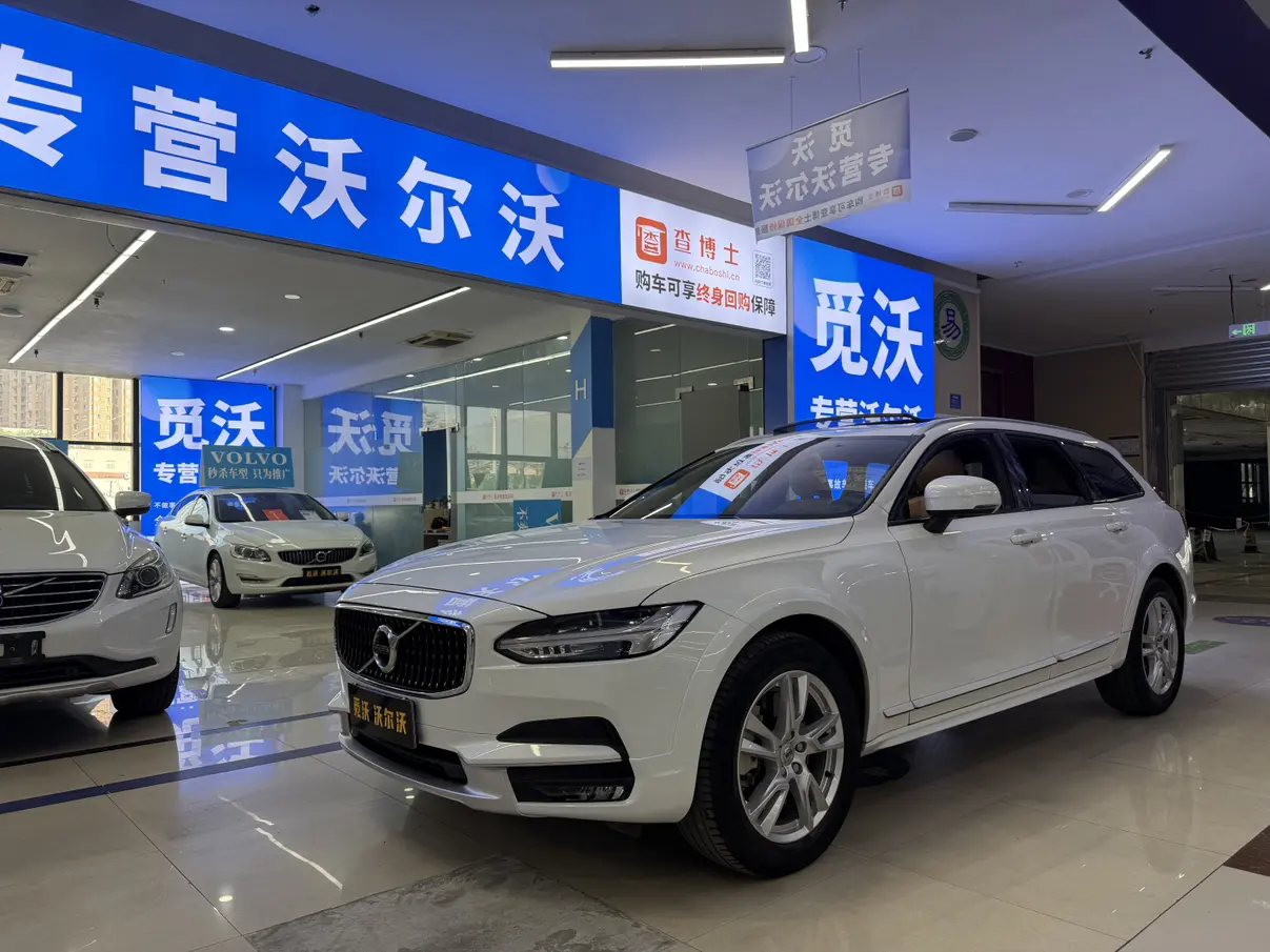 Volvo V90