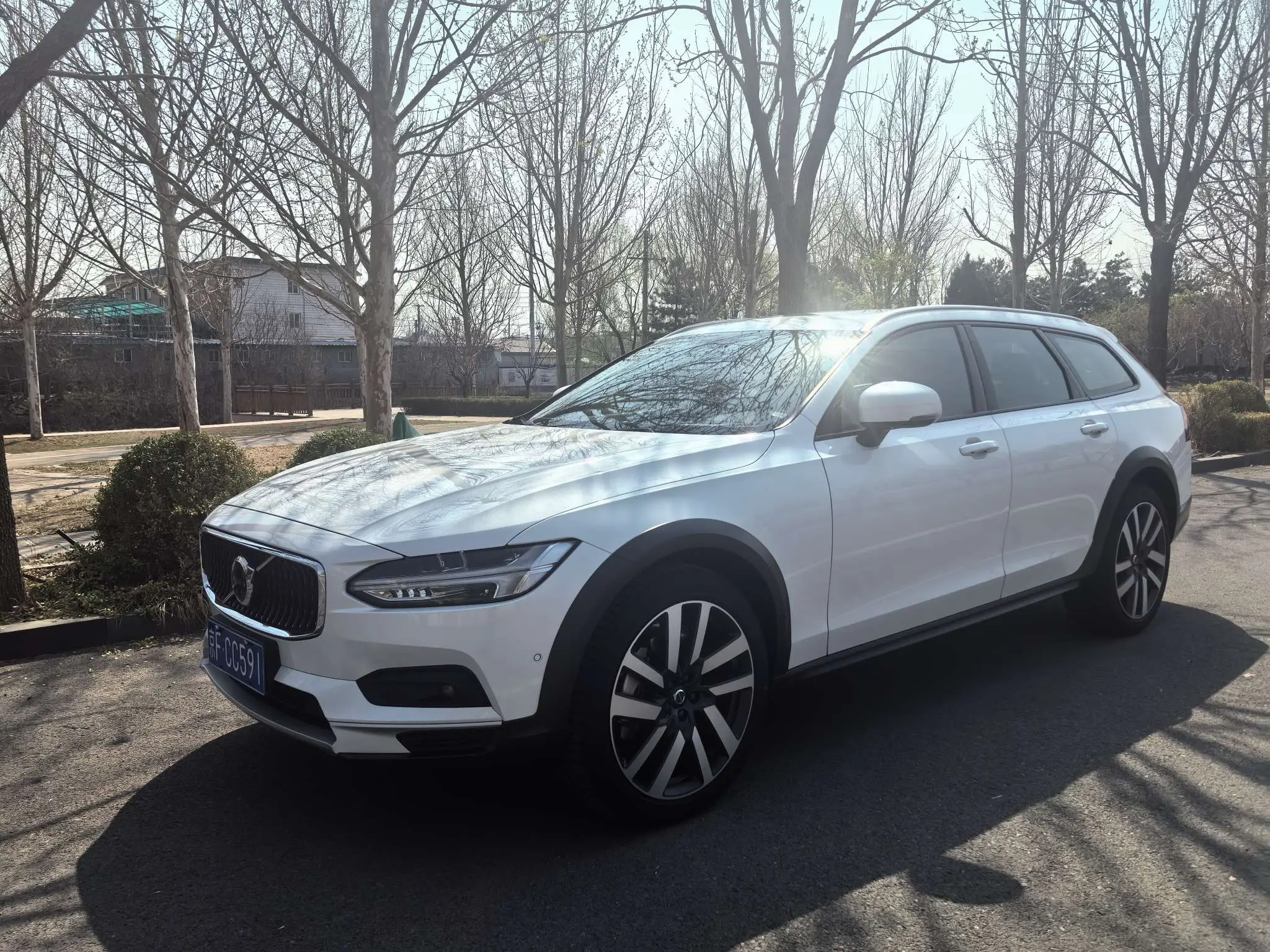 Volvo V90