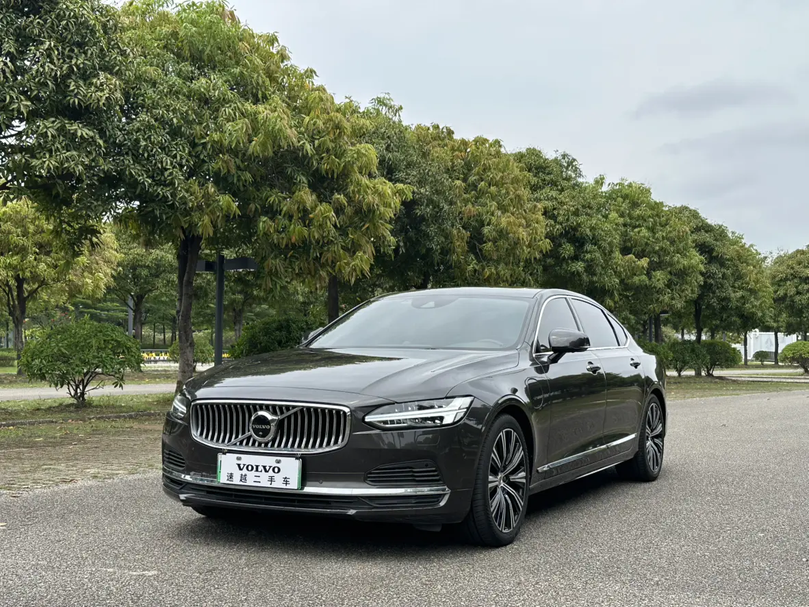 Volvo S90 PHEV