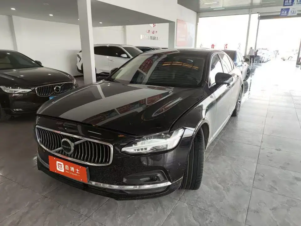 Volvo S90