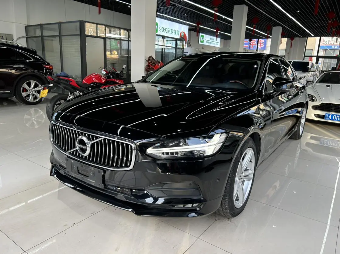 Volvo S90
