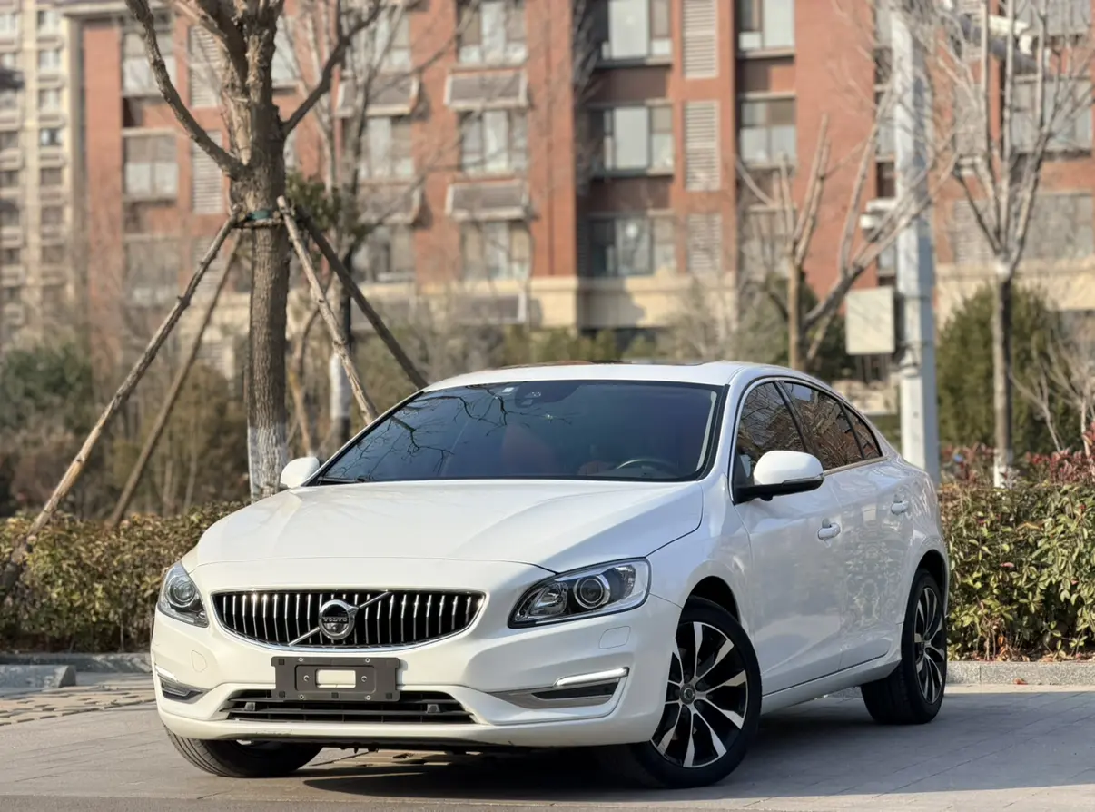 Volvo S60