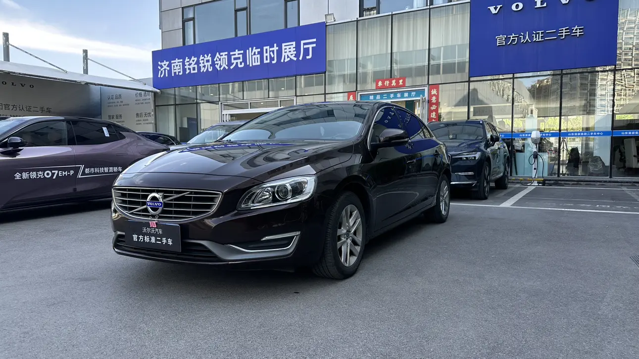 Volvo S60