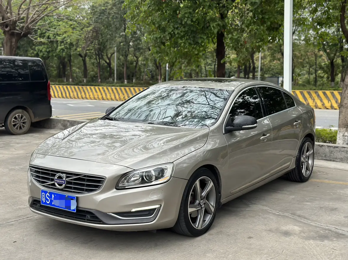Volvo S60