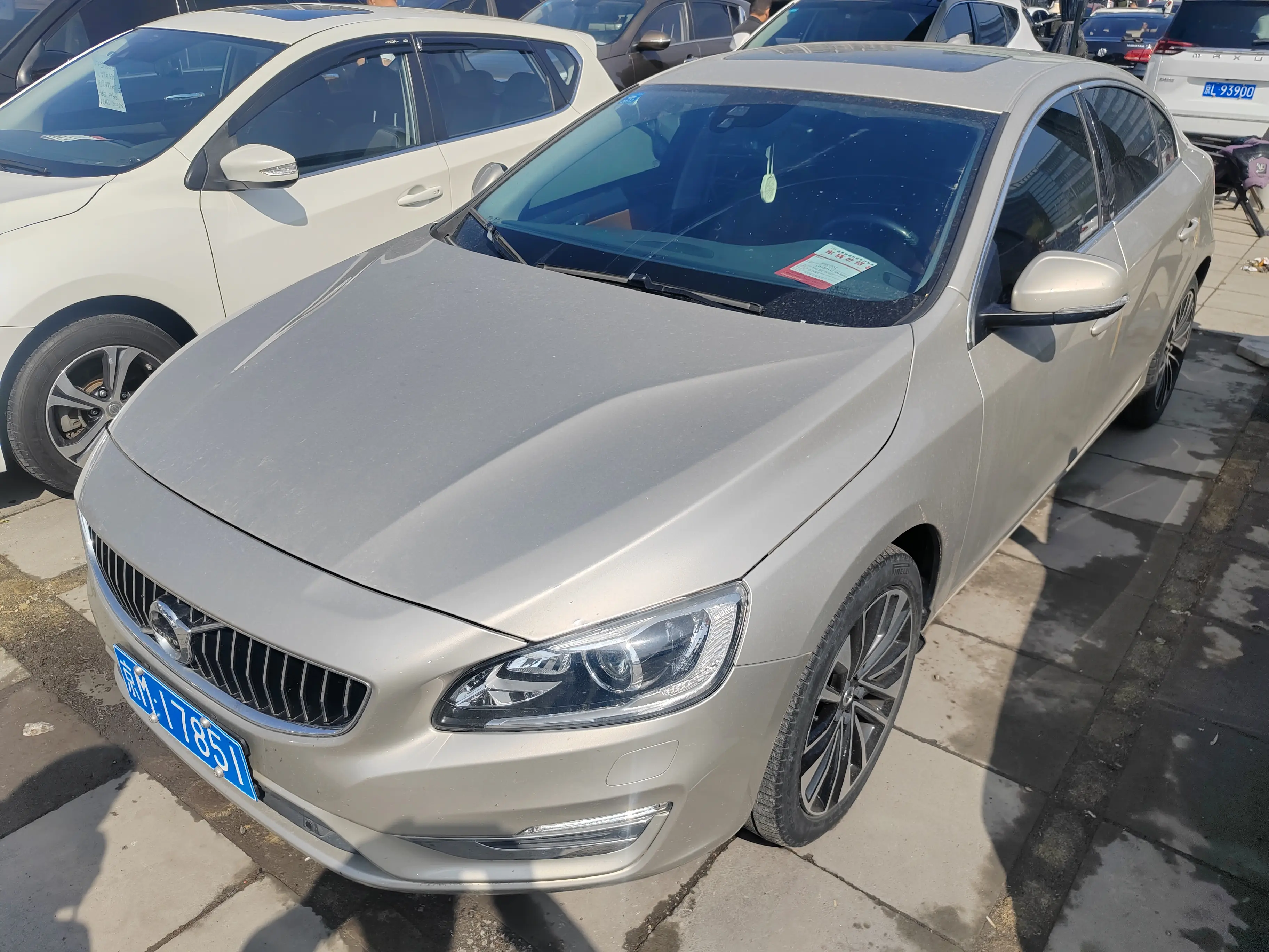 Volvo S60