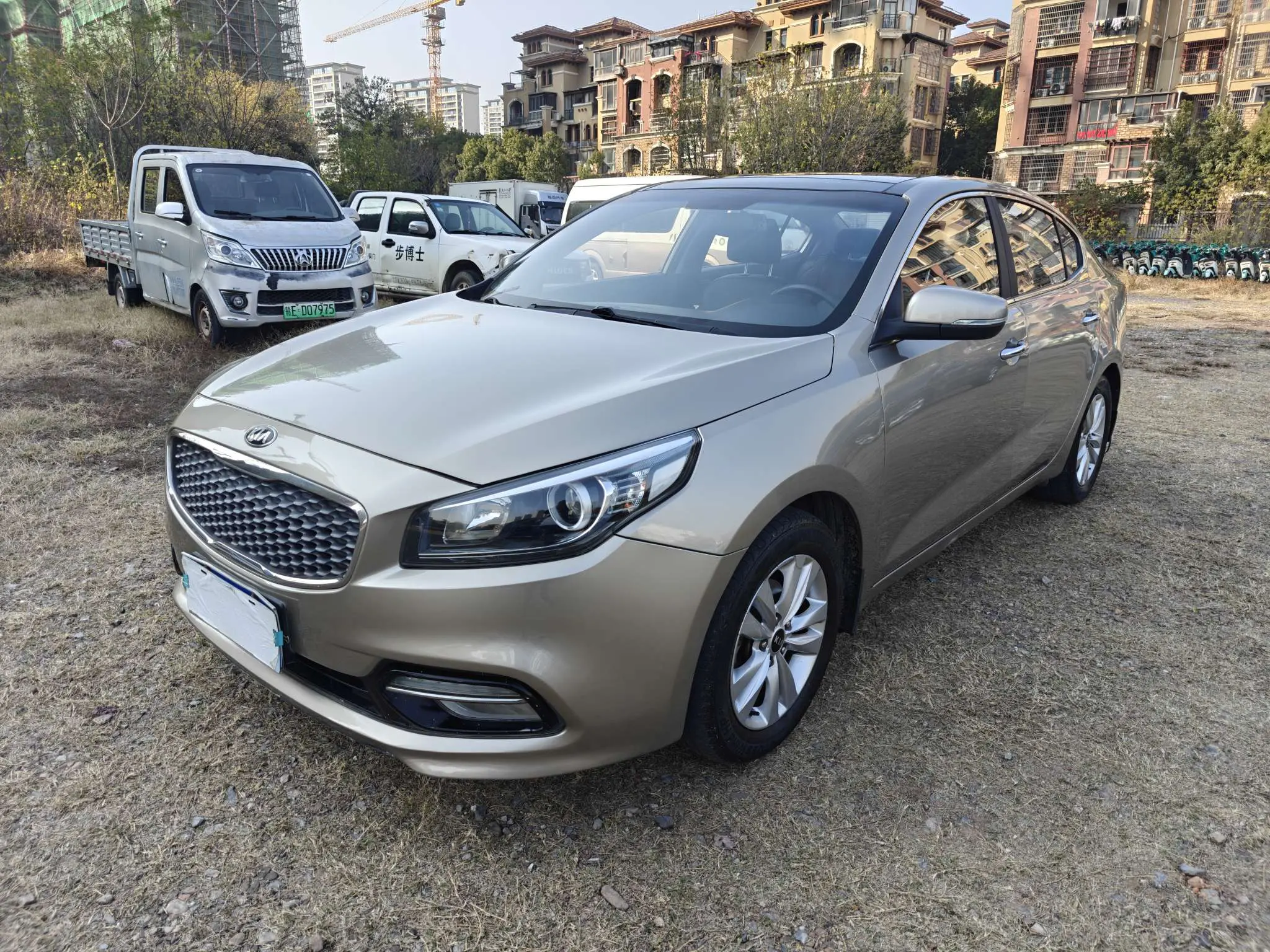 Kia K4
