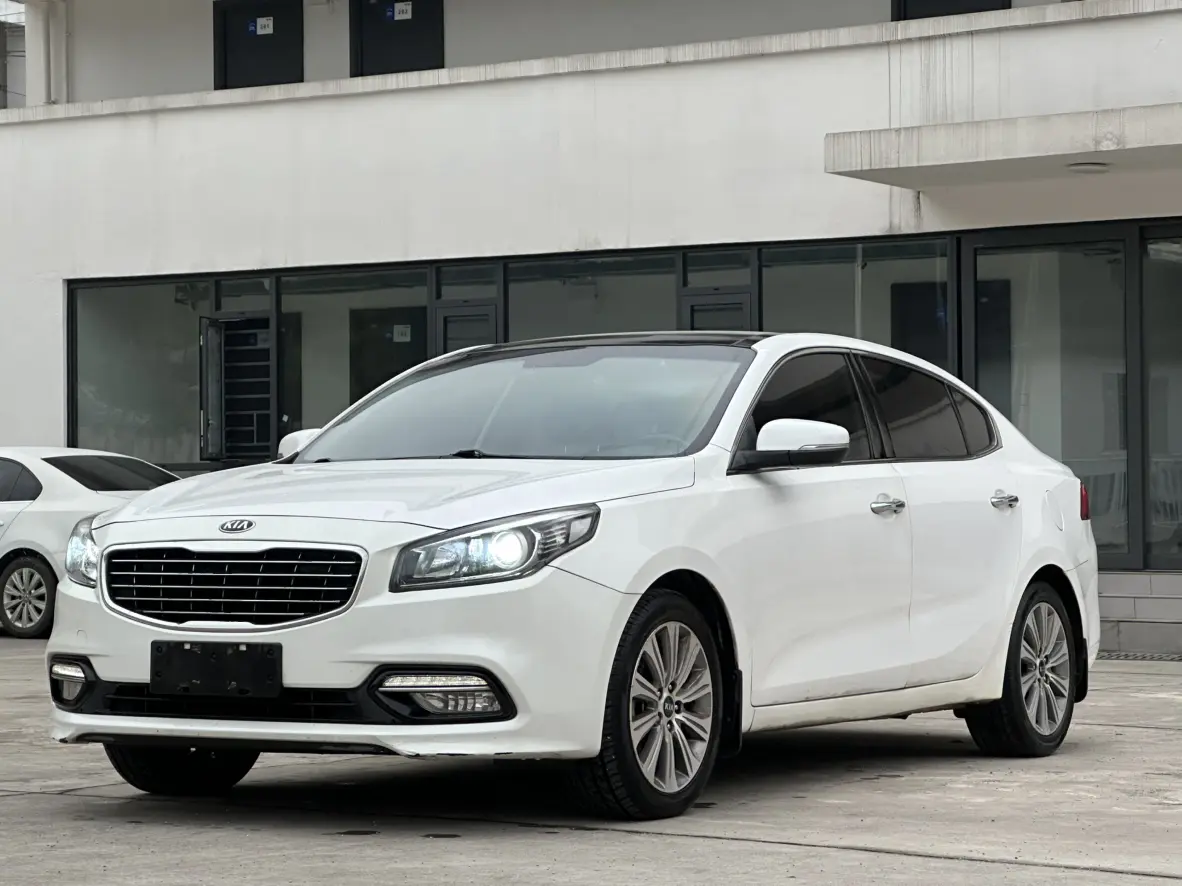 Kia K4