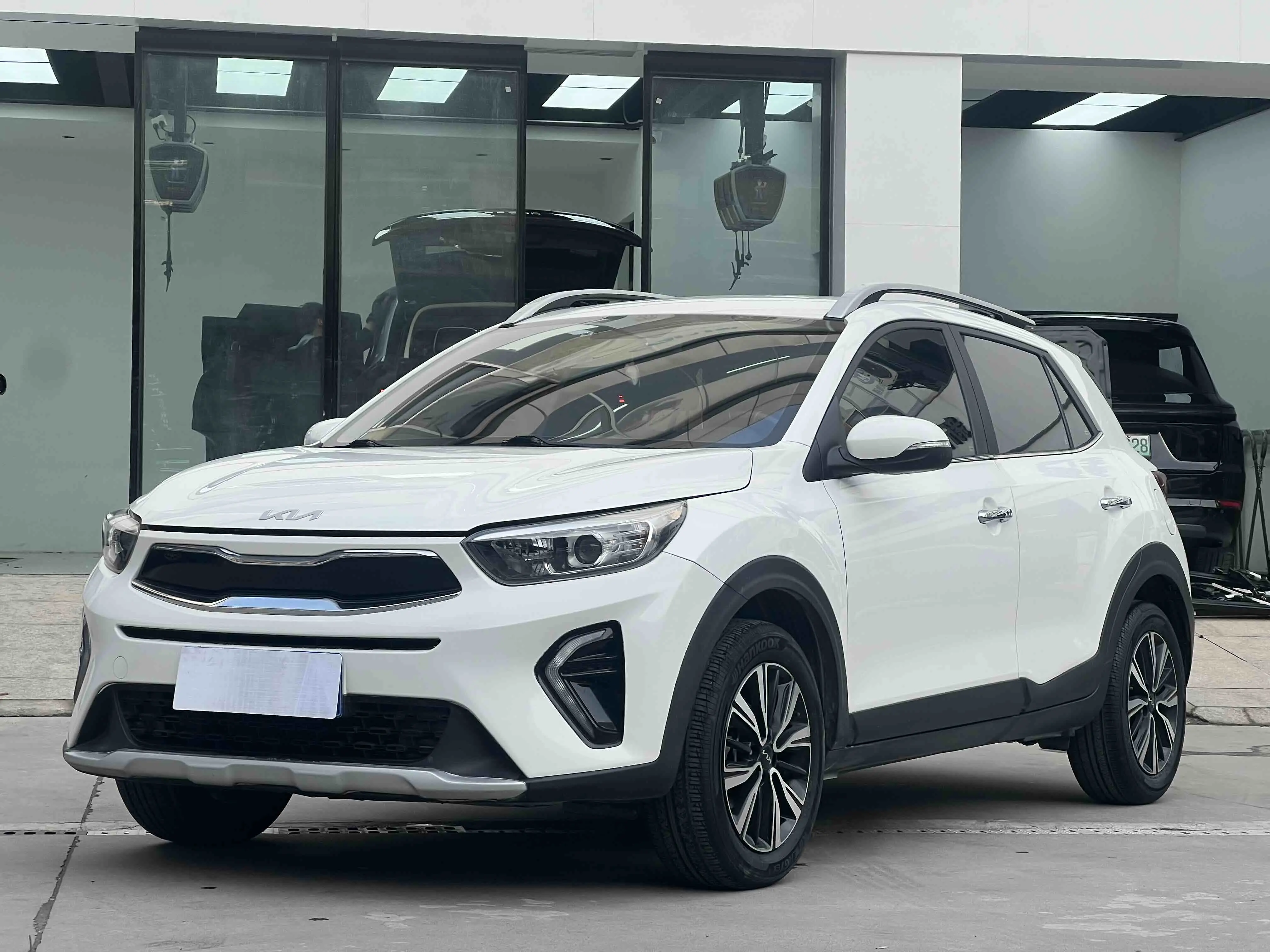 Kia KX1