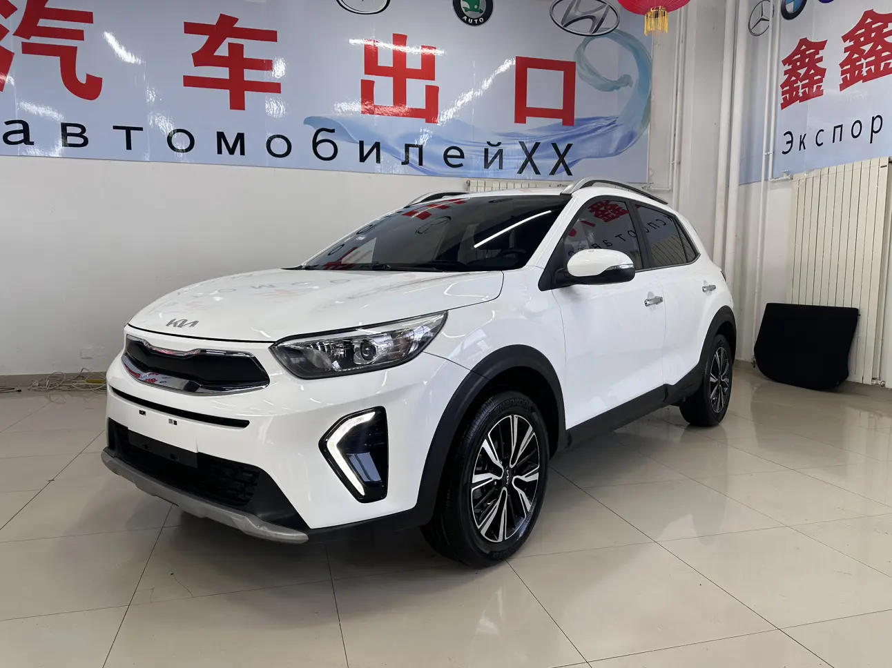 Kia KX1