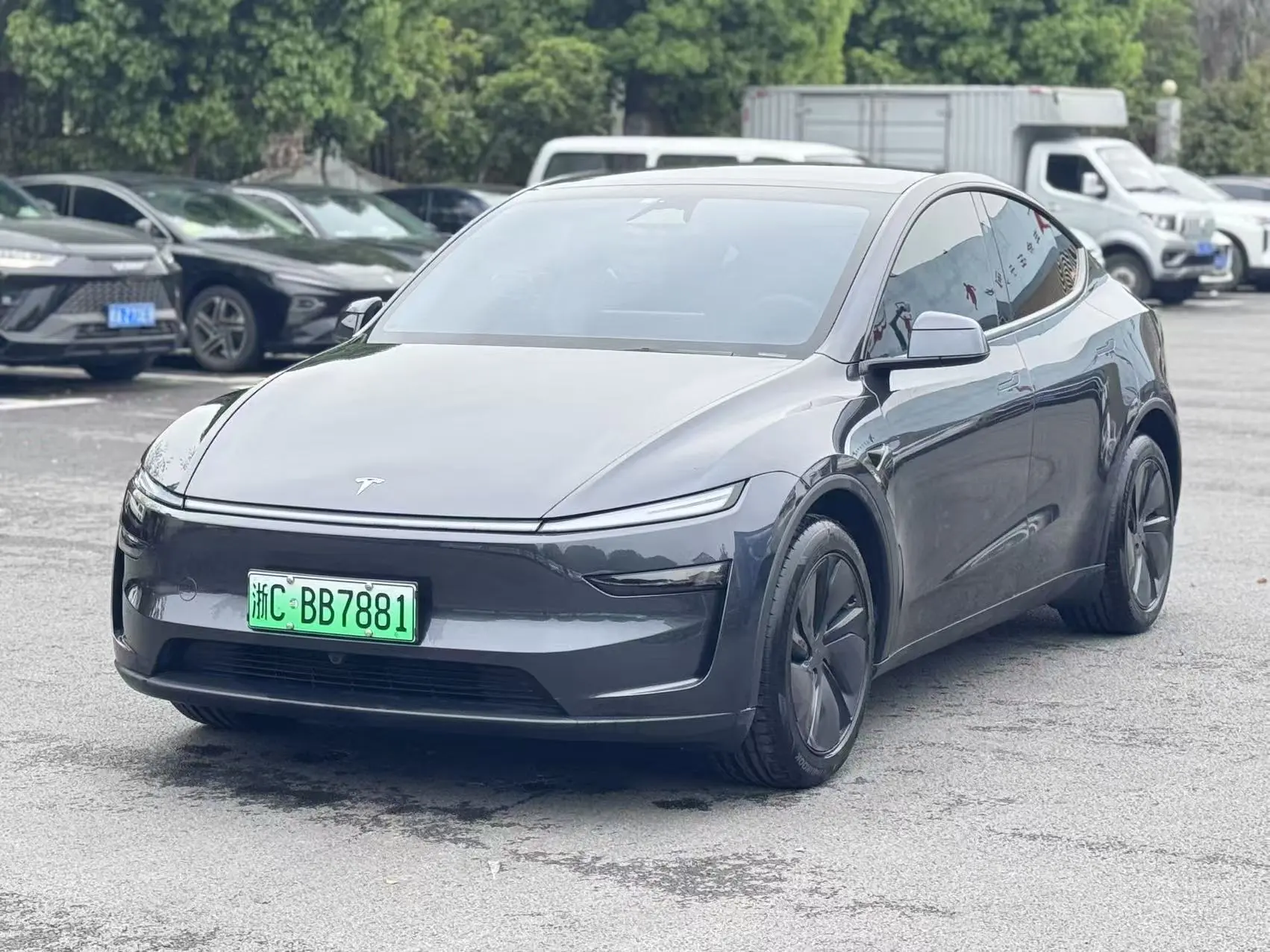 Tesla Model Y