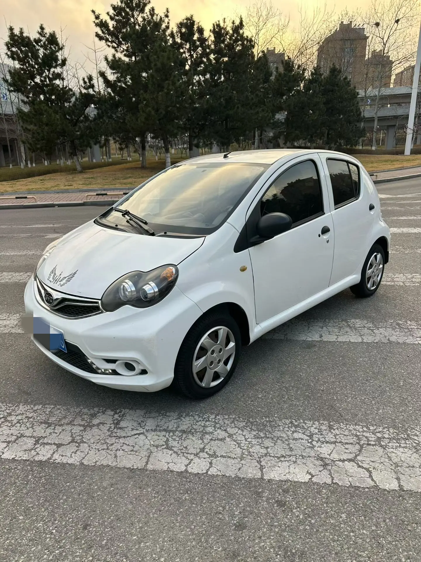 BYD F0
