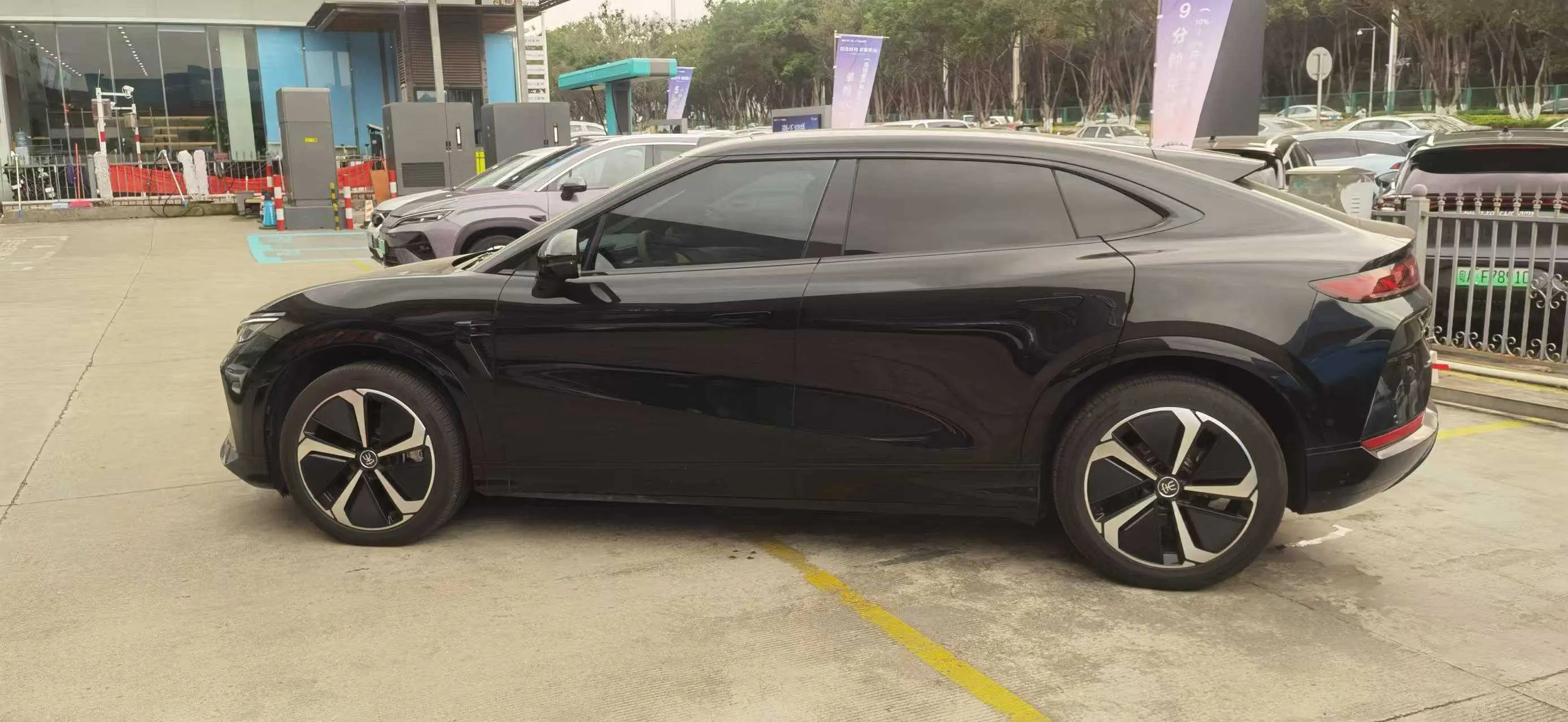 BYD Song L EV