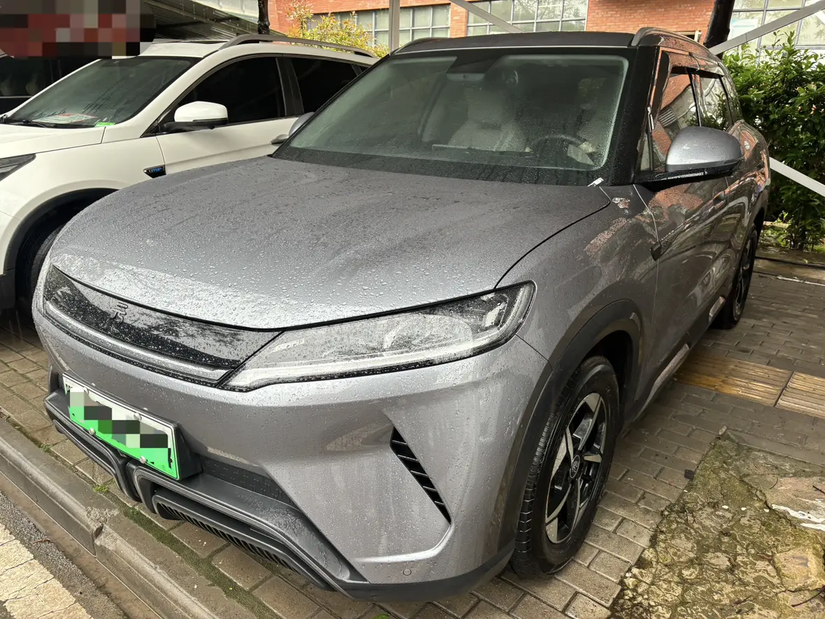 BYD Yuan UP