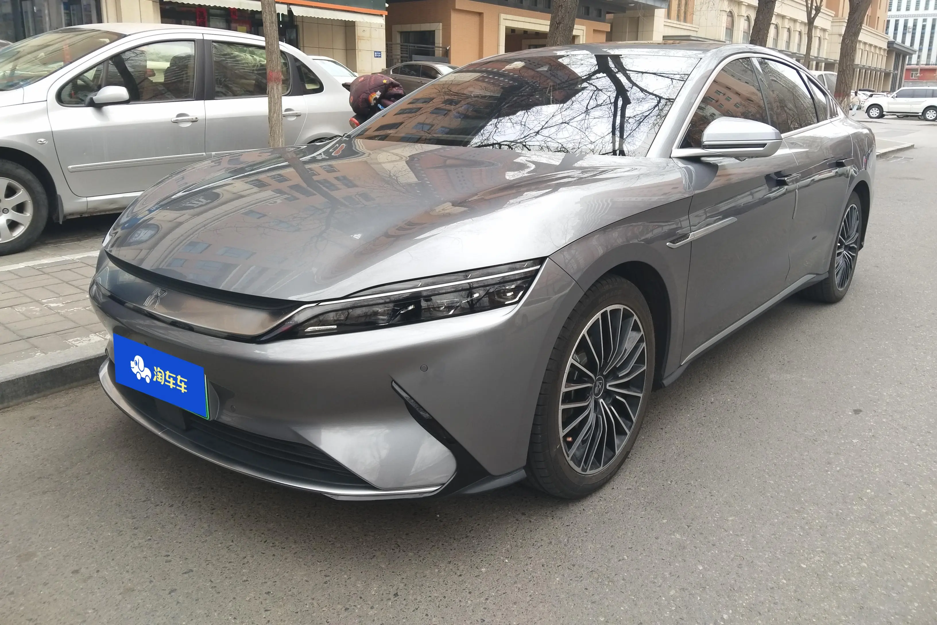 BYD Han EV