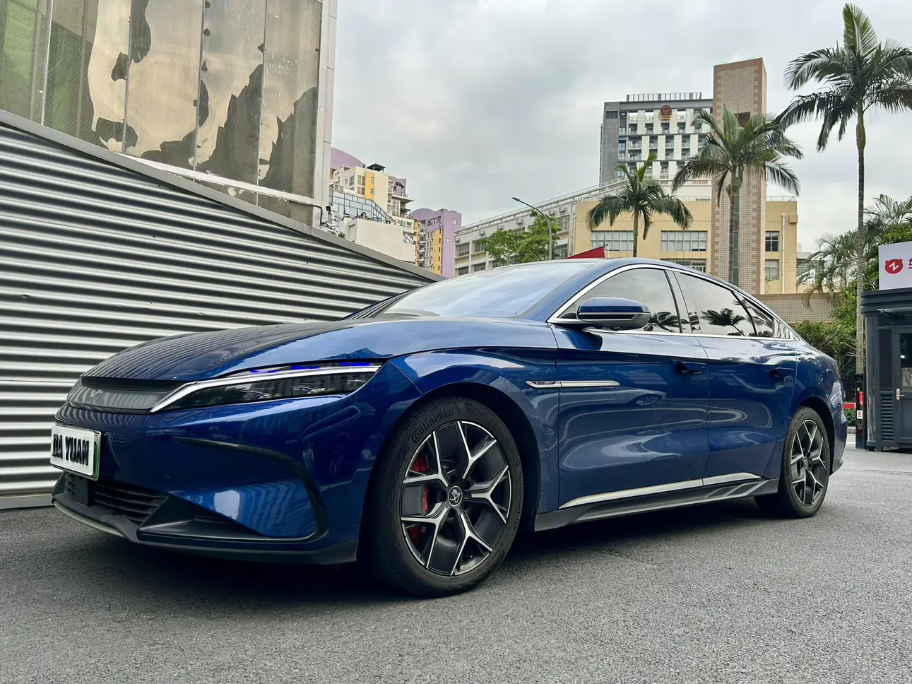 BYD Han EV