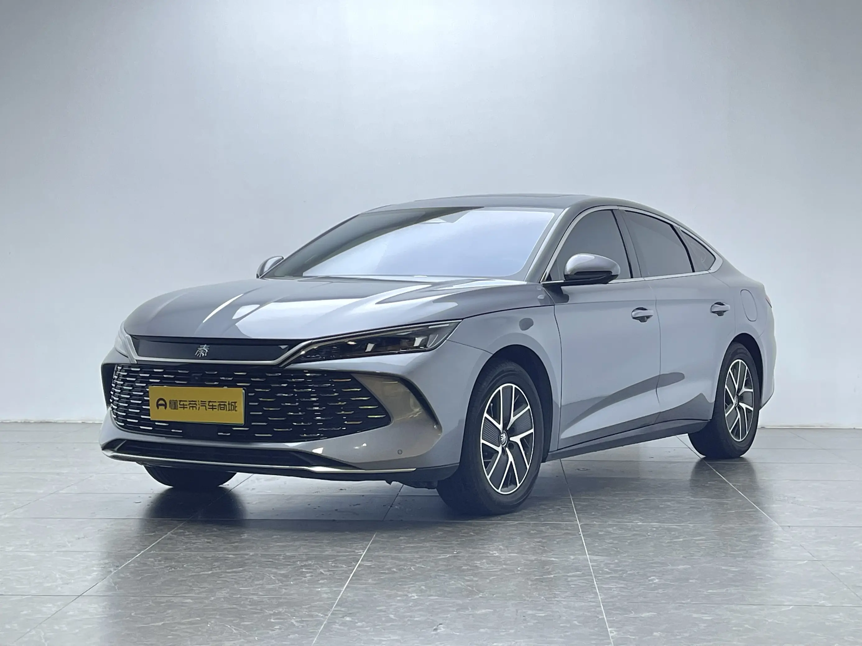 BYD Qin L DM