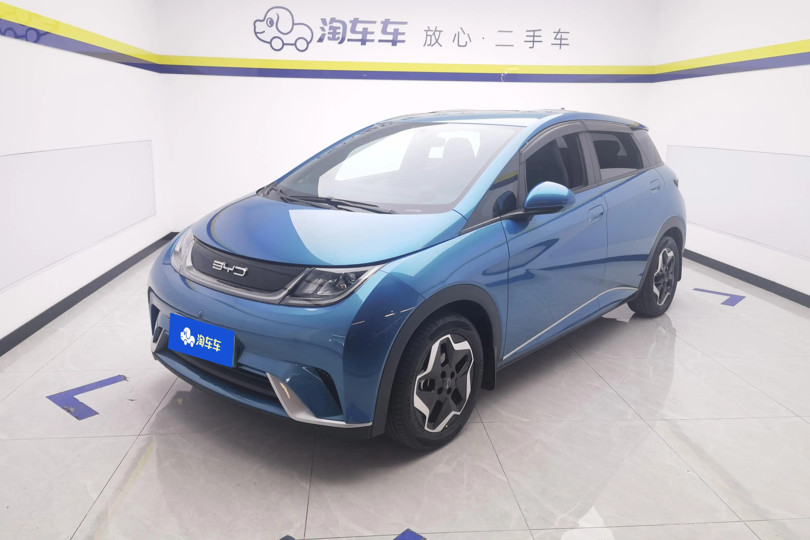 BYD Dolphin