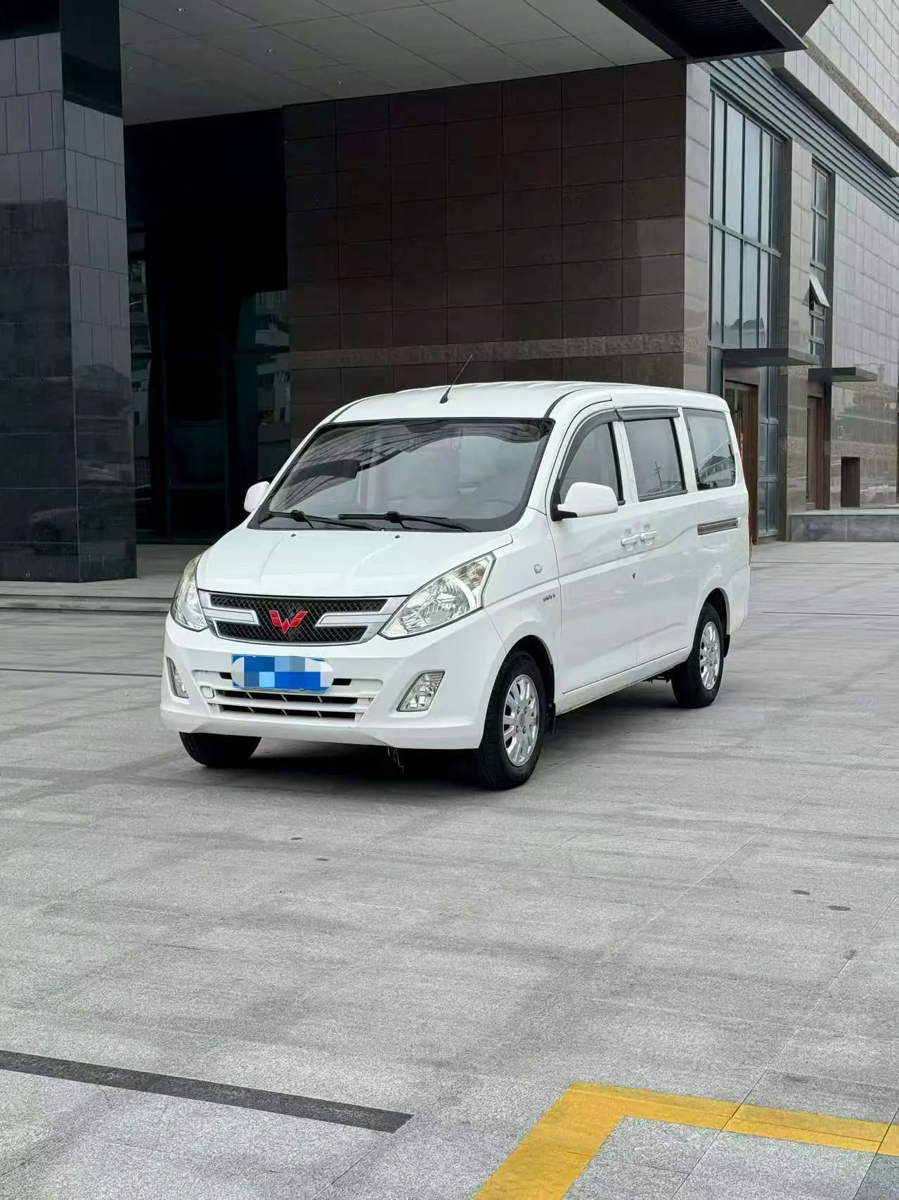 Wuling Rongguang V