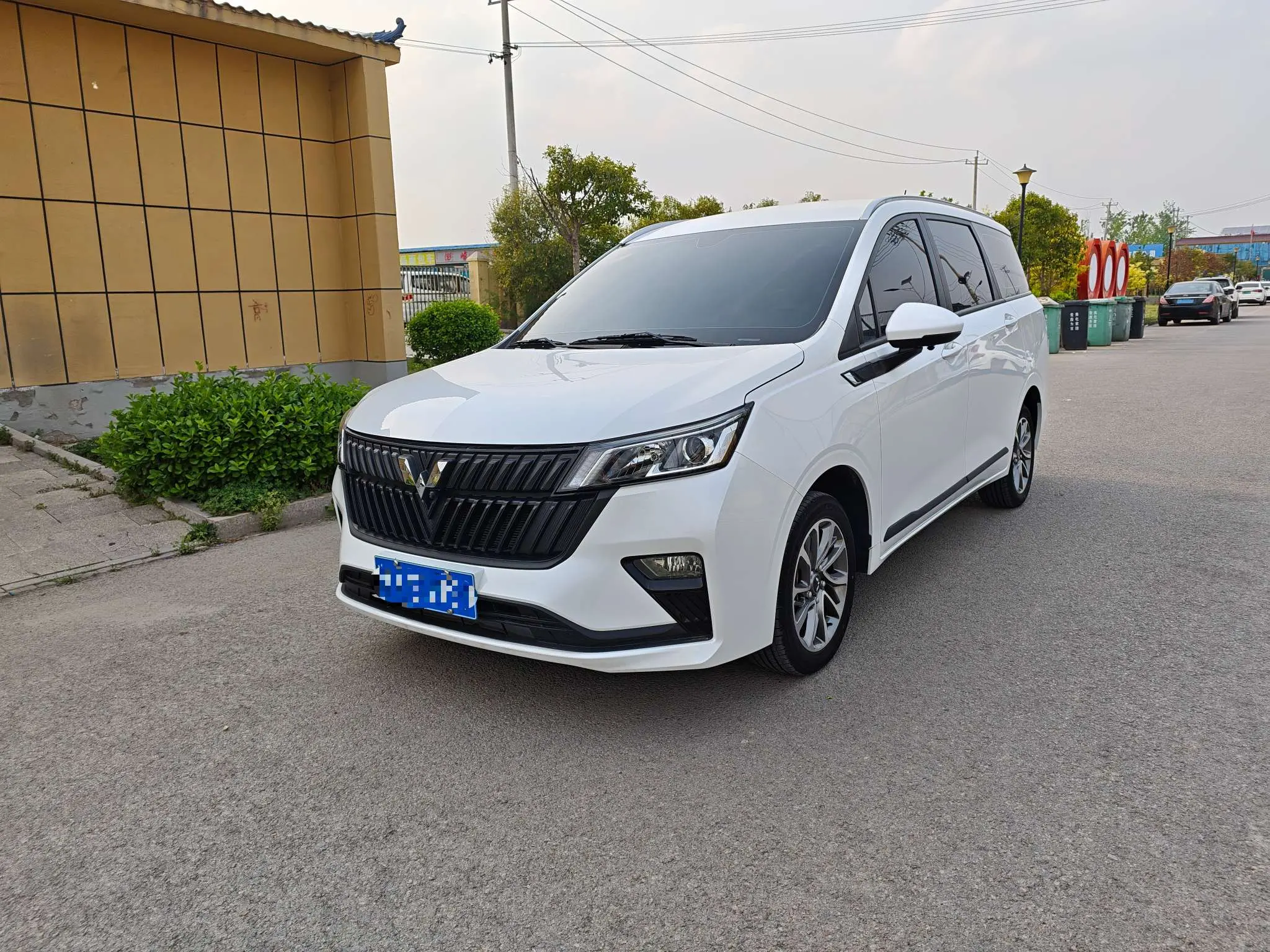 Wuling Jiachen