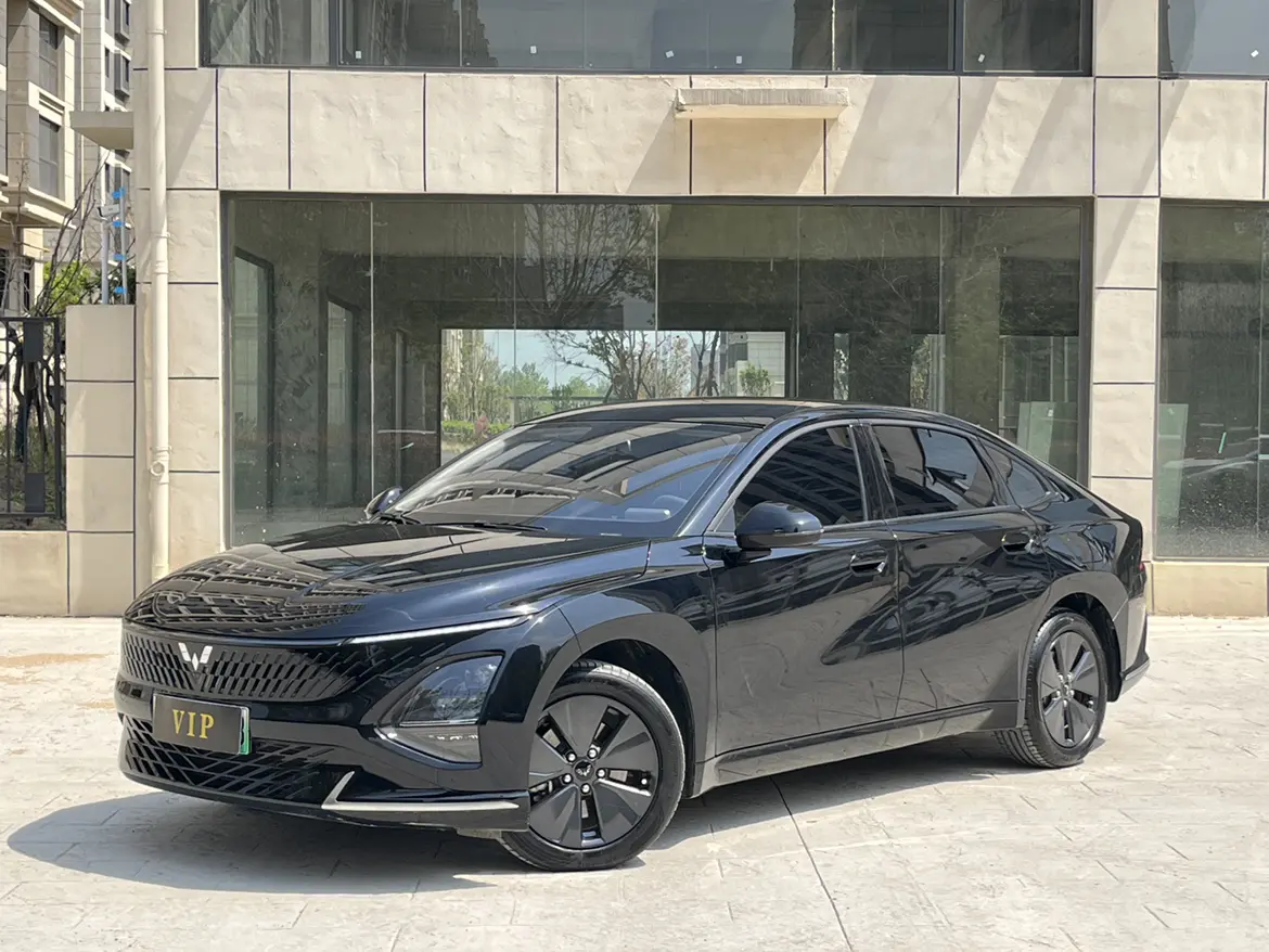 Wuling Starlight PHEV